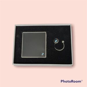 Ladies BMW OEM Keychain & Picture Frame Gift Set MSRP $45